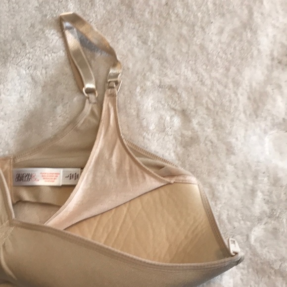 Nursing bra - Picture 2 of 3